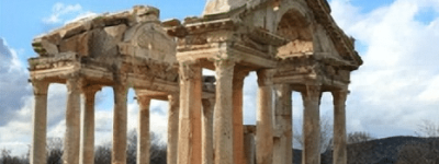 希腊神话在希腊文化和艺术中扮演着怎样的角色？_世界古代史 菊江历史网