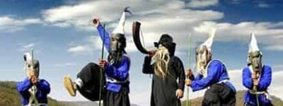 彝族习俗，彝族撮泰吉是什么样的演出有何意义_民俗文化 菊江历史网