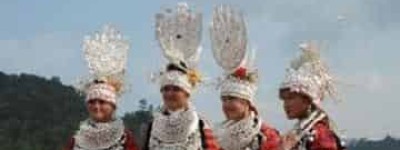 苗族服饰，苗族的盛装和便装有着怎样的差别_民俗文化 菊江历史网