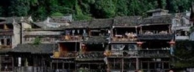 苗族建筑文化，苗族特有的“吊脚楼”有啥特点_民俗文化 菊江历史网