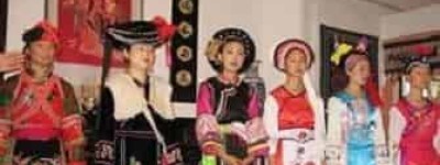 白族服饰，白族姑娘戴凤凰帽有啥传说_民俗文化 菊江历史网