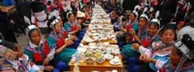哈尼族长街宴啥怎样的，长街宴究竟有多长_民俗文化 菊江历史网
