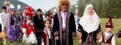 哈萨克族有着怎样特殊的家庭制度 菊江历史网