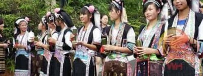 布依族服饰，不同地区的布依族服饰有什么特点 菊江历史网