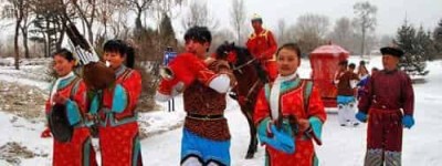 赫哲族人娶媳妇的必备条件，赫哲族的传统婚俗 菊江历史网