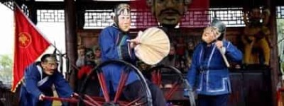 侗族戏剧，侗族的咚咚推是一种什么表演形式 菊江历史网