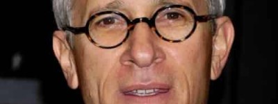 詹姆斯·纽顿·霍华德【美国影视配乐家】 – 人物百科