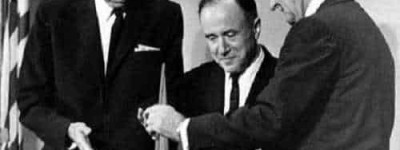 卡尔·史瓦西【德国物理学家、天文学家、马丁·史瓦西的父亲】 – 人物百科