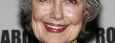 玛丽·贝丝·佩尔【演员】 – 人物百科