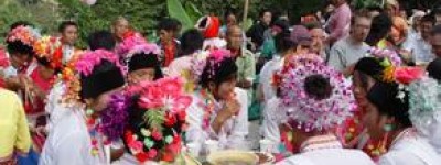 布朗族的漆齿 串姑娘和情歌有何民族风情_民俗文化 菊江历史网