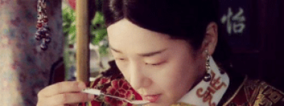 慈禧的吃饭趣闻！从来都是单独吃的慈禧竟然为外国画家破了例！_后宫秘史 菊江历史网