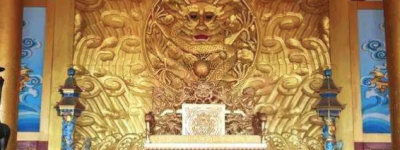 小孩坐在龙椅上玩说了几个字，长大后就继承了皇位_乡村野史 菊江历史网