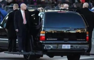 李克男保镖简介（李克男让克林顿总统对她称赞有加）_中国现代史 菊江历史网