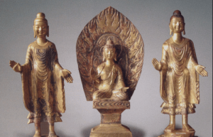 印度教神祇(如毗湿奴和梵天)被纳入佛像的构图中，体现了印度教和佛教之间的文化共通性…_世界古代史 菊江历史网