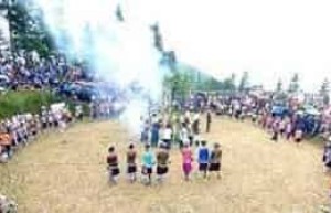 苗族习俗简介，苗族人在不同情况下的不同习俗_民俗文化 菊江历史网