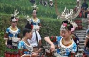 苗族人是怎样过吃新节的苗族吃新节习俗_民俗文化 菊江历史网