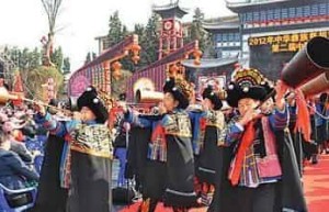 彝族节日，彝族“阿卑”狂欢节是一个什么样的节日_民俗文化 菊江历史网