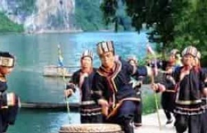 瑶族乐器，瑶族的“猴鼓”是怎么表演的_民俗文化 菊江历史网