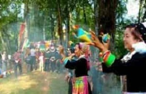 瑶族传统的“抛花包”节目是怎么来的_民俗文化 菊江历史网