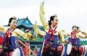 朝鲜族的长鼓舞有啥特点长鼓舞简介_民俗文化 菊江历史网