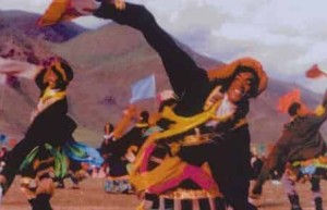 藏族节日，藏族的六月六歌舞会有什么特色_民俗文化 菊江历史网