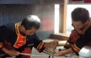 黎族是怎样钻木取火的，其工具又是什么 菊江历史网