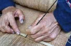 黎族服饰，古老的黎族树皮布服饰什么样 菊江历史网