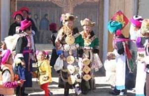 藏族民俗节日，藏族婚礼上唱歌是怎么来的 菊江历史网