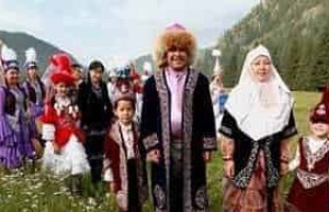 哈萨克族有着怎样特殊的家庭制度 菊江历史网