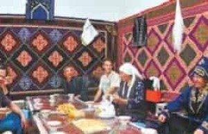 热情的哈萨克族人们是怎样接待客人的 菊江历史网