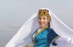 塔塔尔族的舞蹈特色，塔塔尔族的踢踏舞 菊江历史网