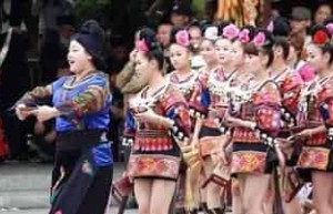 侗族舞蹈，侗族芦笙舞有什么特点 菊江历史网