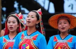 基诺族跳什么舞蹈，基诺族的舞蹈艺术 菊江历史网