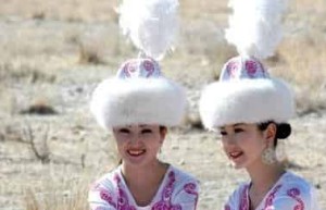 柯尔克孜族人是不是实施一夫一妻制吗， 菊江历史网