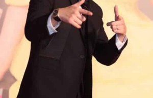 欧阳靖【美国歌手、演员】 – 人物百科