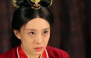 宣太后芈八子和穰侯魏冉位高权重，为何还让秦昭襄王废后撵出了宫？_春秋战国历史 菊江历史网