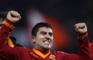 大卫·皮萨罗【智利足球运动员】 – 人物百科