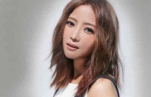 黄美珍【中国台湾

流行乐女歌手，神木与瞳成员】 – 人物百科