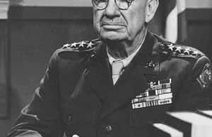 霍兰德·史密斯【美国陆战队上将,美国现代两栖作战之父】 – 人物百科