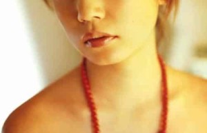 石坂千寻【日本女演员、写真偶像】 – 人物百科