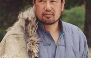 关新伟【中国内地影视演员，话剧演员】 – 人物百科