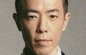 黄贯中【中国香港男歌手、音乐制作人、词曲作者、演员，Beyond乐队的主音吉他手兼主唱】 – 人物百科