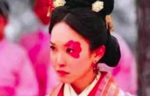 皇后极力劝阻皇帝废黜太子妃，太子妃掌权后却把皇后活活饿死_后宫秘史 菊江历史网