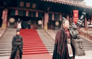 在古代人们是如何穿衣的？有何讲究_汉朝历史 菊江历史网