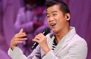 林海峰【中国香港著名唱片骑师、歌手、节目主持人、演员及导演】 – 人物百科