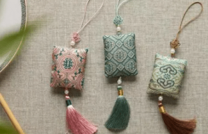 古人身上为什么会带香囊呢，有哪些意义呢_民俗文化 菊江历史网