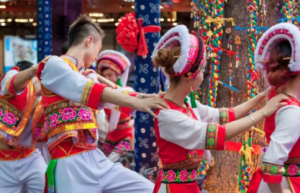 三月街是哪个少数民族的节日，它有什么历史传说_民俗文化 菊江历史网