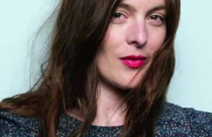 薇拉莉·邓泽里【法国影视女演员、导演】 – 人物百科