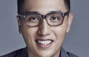 华少【本名胡乔华，中国内地男主持人、演员、导演】 – 人物百科