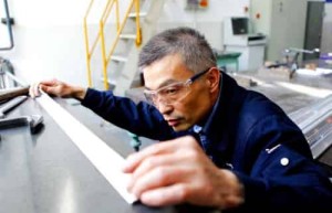 胡双钱【商飞上海飞机制造公司钳工组长，全国劳动模范】 – 人物百科